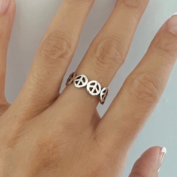 Sterling silver peace sign ring, peace sign band ring, peace sign ring, band - Picture 5 of 9